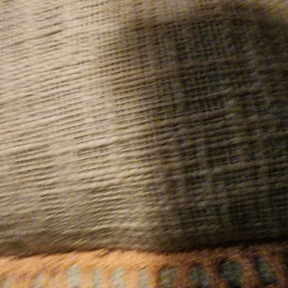 Pillows - Picture 5 of 8